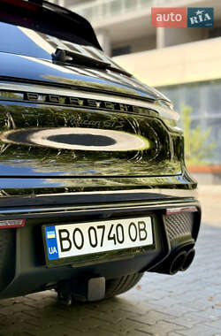 Внедорожник / Кроссовер Porsche Macan 2023 в 
