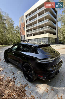 Внедорожник / Кроссовер Porsche Macan 2023 в 