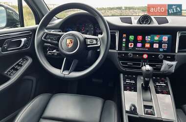 Внедорожник / Кроссовер Porsche Macan 2024 в 