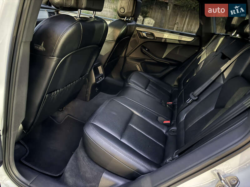 Внедорожник / Кроссовер Porsche Macan 2014 в Виннице