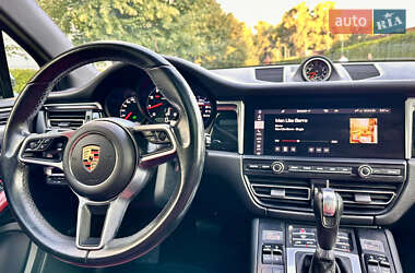 Внедорожник / Кроссовер Porsche Macan 2020 в 