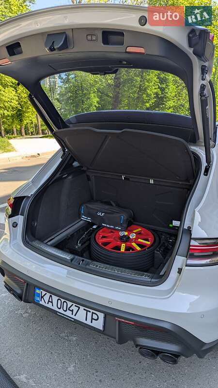 Внедорожник / Кроссовер Porsche Macan 2022 в Киеве