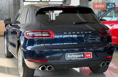 Внедорожник / Кроссовер Porsche Macan 2018 в 