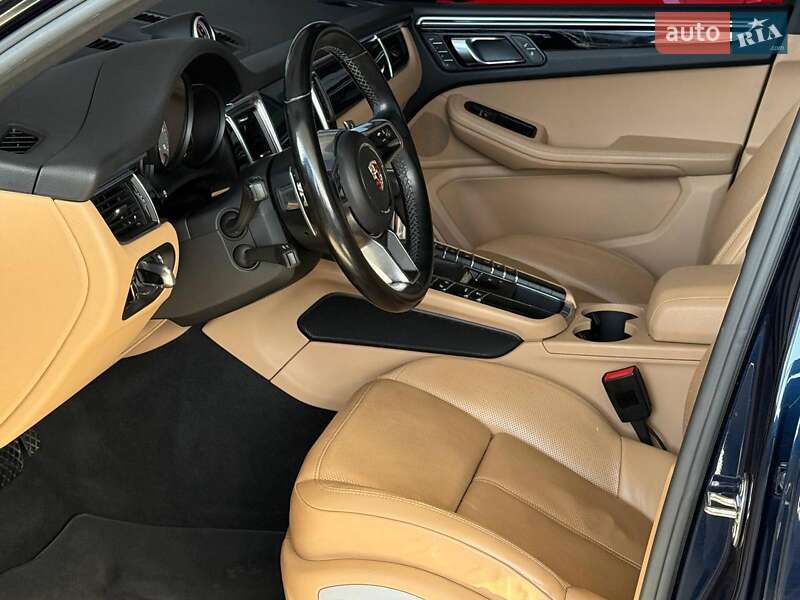 Внедорожник / Кроссовер Porsche Macan 2018 в Одессе