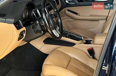 Внедорожник / Кроссовер Porsche Macan 2018 в 