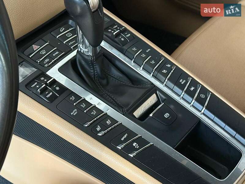 Внедорожник / Кроссовер Porsche Macan 2018 в Одессе