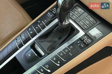 Внедорожник / Кроссовер Porsche Macan 2018 в 