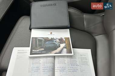 Позашляховик / Кросовер Porsche Macan 2021 в 