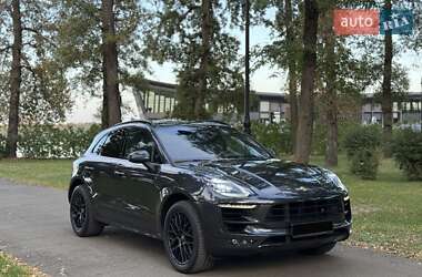 Внедорожник / Кроссовер Porsche Macan 2016 в 