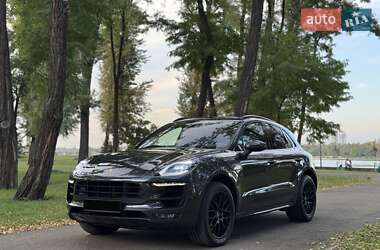 Внедорожник / Кроссовер Porsche Macan 2016 в 