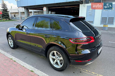 Внедорожник / Кроссовер Porsche Macan 2017 в 