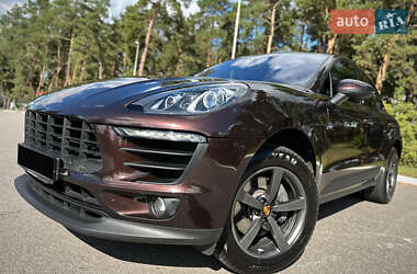 Внедорожник / Кроссовер Porsche Macan 2017 в 