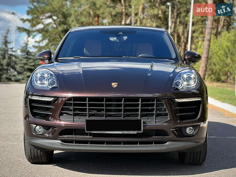 Внедорожник / Кроссовер Porsche Macan 2017 в Киеве