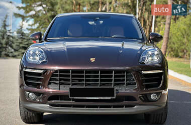 Внедорожник / Кроссовер Porsche Macan 2017 в 