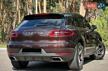 Внедорожник / Кроссовер Porsche Macan 2017 в 