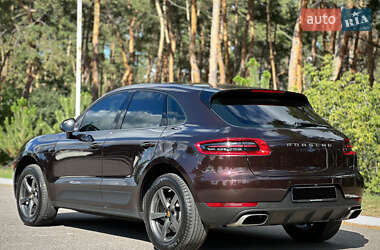 Внедорожник / Кроссовер Porsche Macan 2017 в 