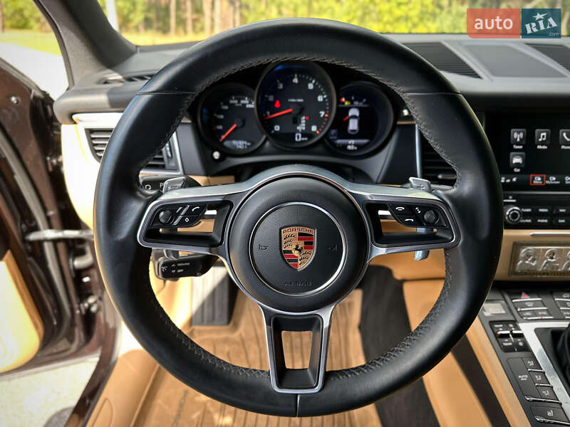 Внедорожник / Кроссовер Porsche Macan 2017 в Киеве