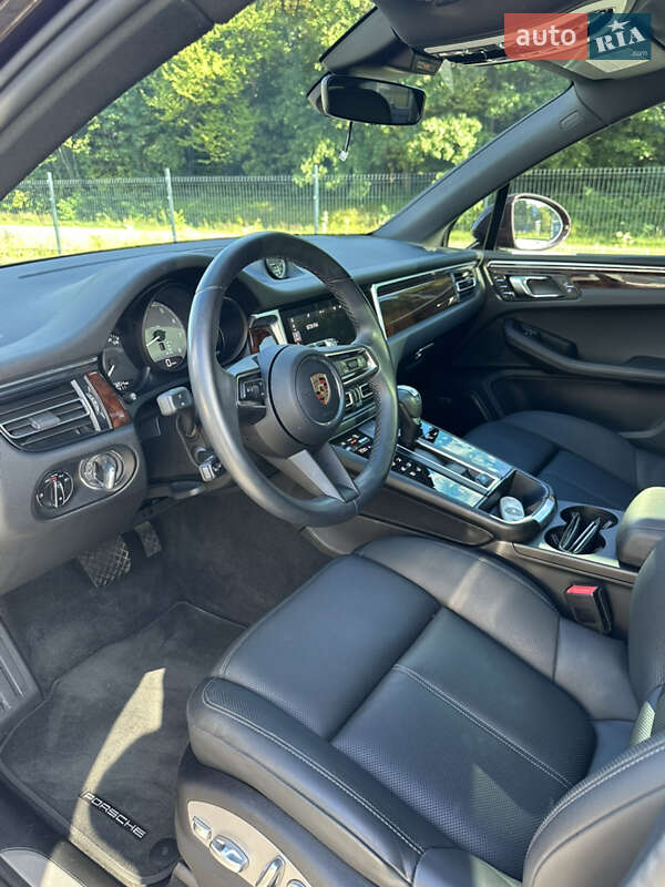 Внедорожник / Кроссовер Porsche Macan 2023 в Ужгороде