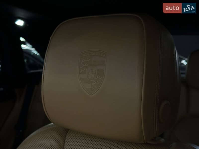 Внедорожник / Кроссовер Porsche Macan 2016 в Николаеве