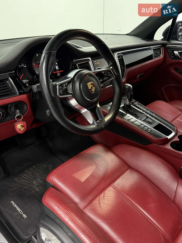 Внедорожник / Кроссовер Porsche Macan 2014 в Одессе