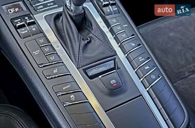 Внедорожник / Кроссовер Porsche Macan 2017 в 