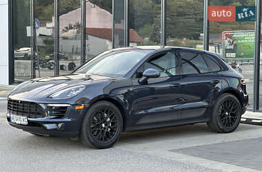Внедорожник / Кроссовер Porsche Macan 2016 в 