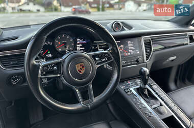 Внедорожник / Кроссовер Porsche Macan 2016 в 