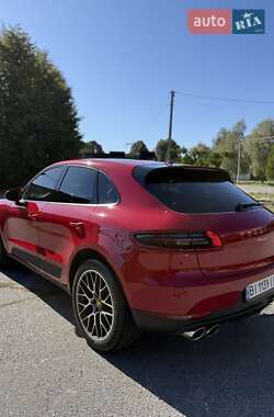 Внедорожник / Кроссовер Porsche Macan 2018 в 