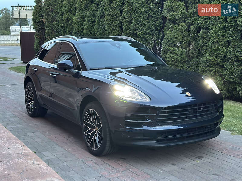Внедорожник / Кроссовер Porsche Macan 2021 в Киеве