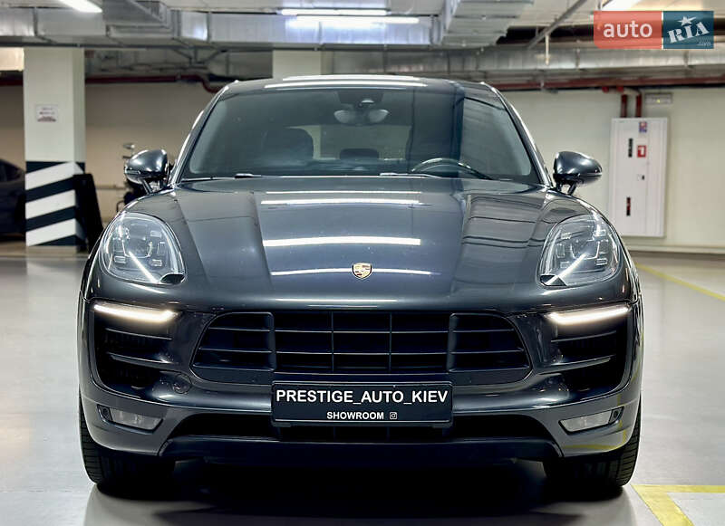 Внедорожник / Кроссовер Porsche Macan 2016 в Киеве