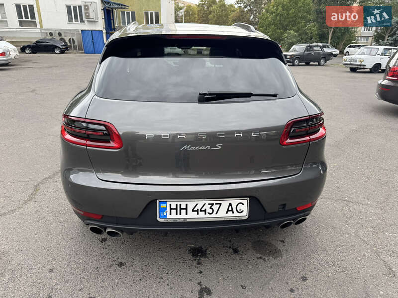 Внедорожник / Кроссовер Porsche Macan 2015 в Одессе