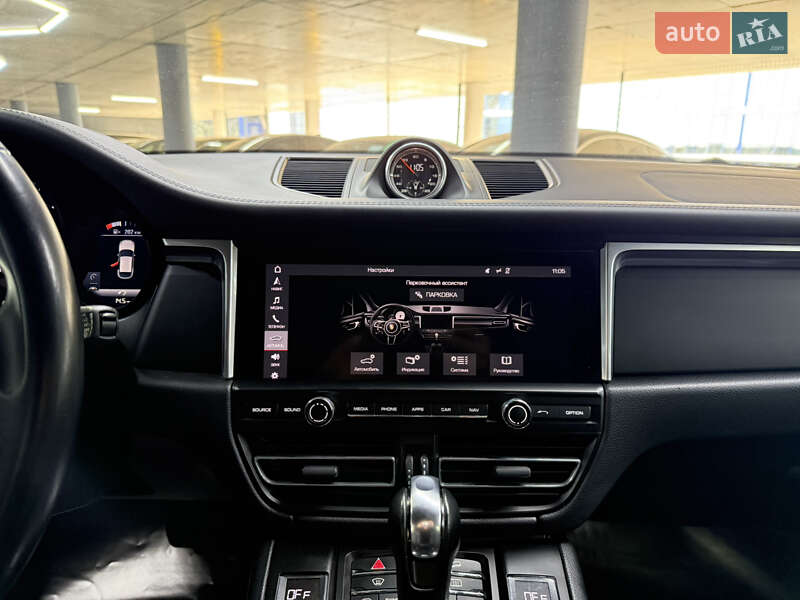 Внедорожник / Кроссовер Porsche Macan 2018 в Одессе