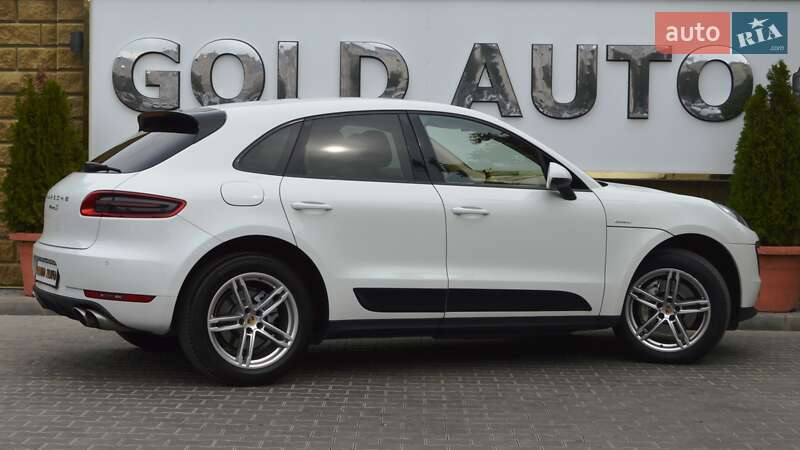 Внедорожник / Кроссовер Porsche Macan 2015 в Одессе