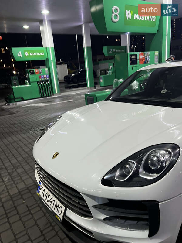 Porsche Macan 2017