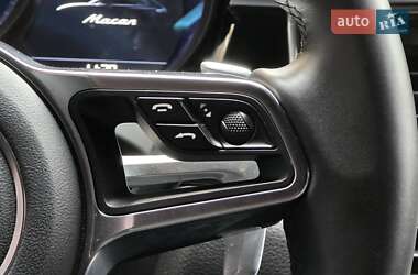 Внедорожник / Кроссовер Porsche Macan 2017 в 