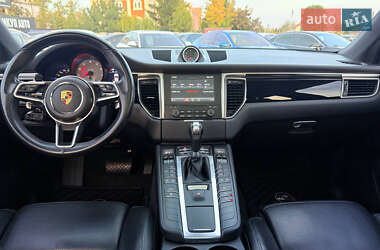 Позашляховик / Кросовер Porsche Macan 2017 в 