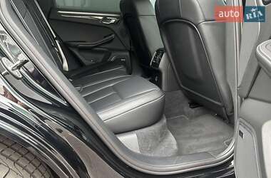 Внедорожник / Кроссовер Porsche Macan 2024 в 