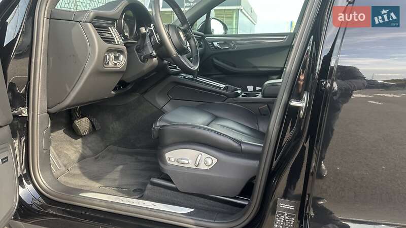 Позашляховик / Кросовер Porsche Macan 2024 в Києві фото 14 Позашляховик / Кросовер Porsche Macan 2024 в Києві