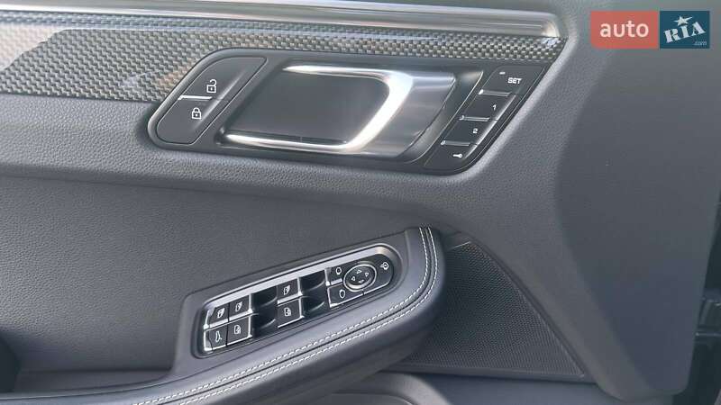 Позашляховик / Кросовер Porsche Macan 2024 в Києві фото 17 Позашляховик / Кросовер Porsche Macan 2024 в Києві