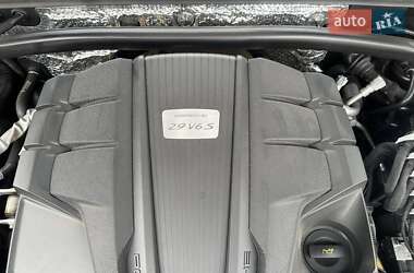 Внедорожник / Кроссовер Porsche Macan 2024 в 