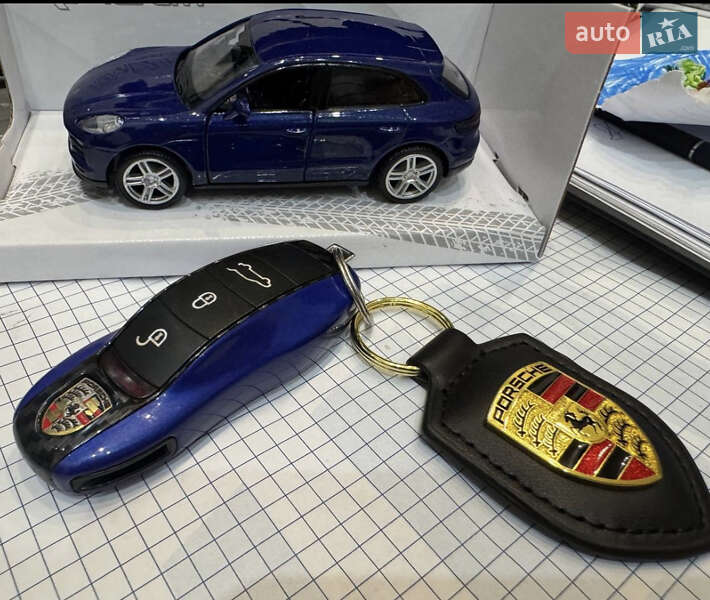 Внедорожник / Кроссовер Porsche Macan 2016 в Львове