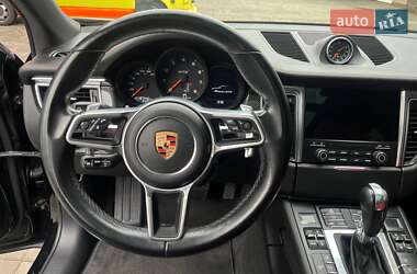 Внедорожник / Кроссовер Porsche Macan 2017 в 