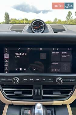 Внедорожник / Кроссовер Porsche Macan 2020 в 