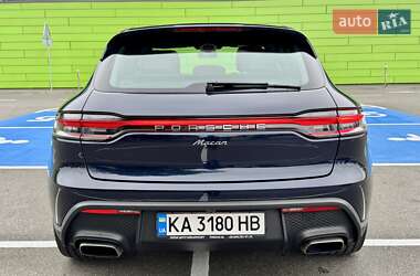 Внедорожник / Кроссовер Porsche Macan 2021 в 
