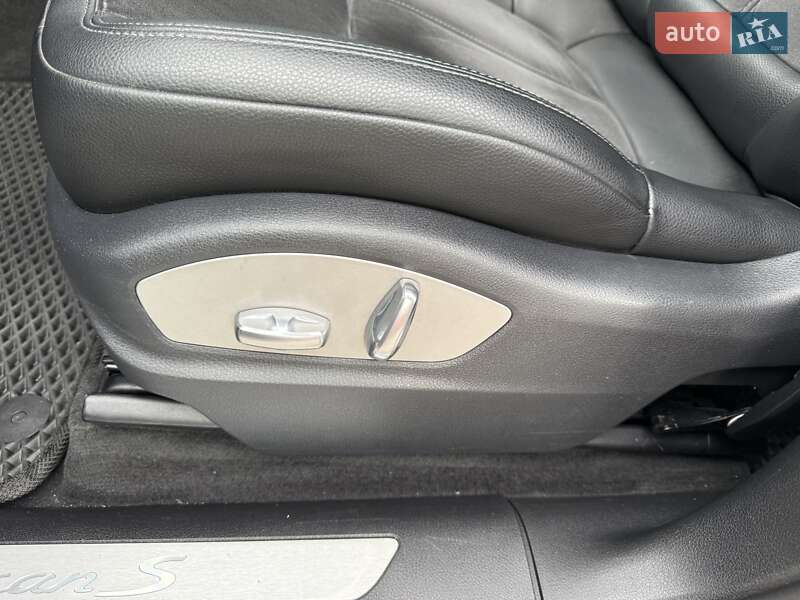 Внедорожник / Кроссовер Porsche Macan 2015 в Виннице фото 44 Внедорожник / Кроссовер Porsche Macan 2015 в Виннице