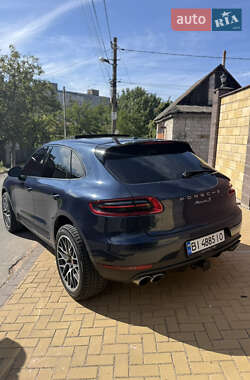 Внедорожник / Кроссовер Porsche Macan 2014 в 
