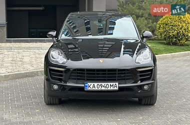 Внедорожник / Кроссовер Porsche Macan 2015 в 
