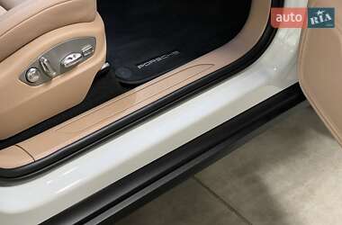 Внедорожник / Кроссовер Porsche Macan 2024 в 