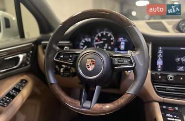 Внедорожник / Кроссовер Porsche Macan 2024 в 