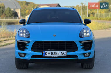 Внедорожник / Кроссовер Porsche Macan 2016 в 
